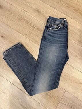 Zara Classic Blue Straight-Leg Jeans